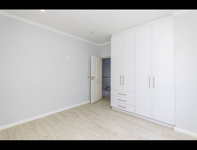 4 BEDROOM FREEHOLD FOR SALE IN SAGEWOOD